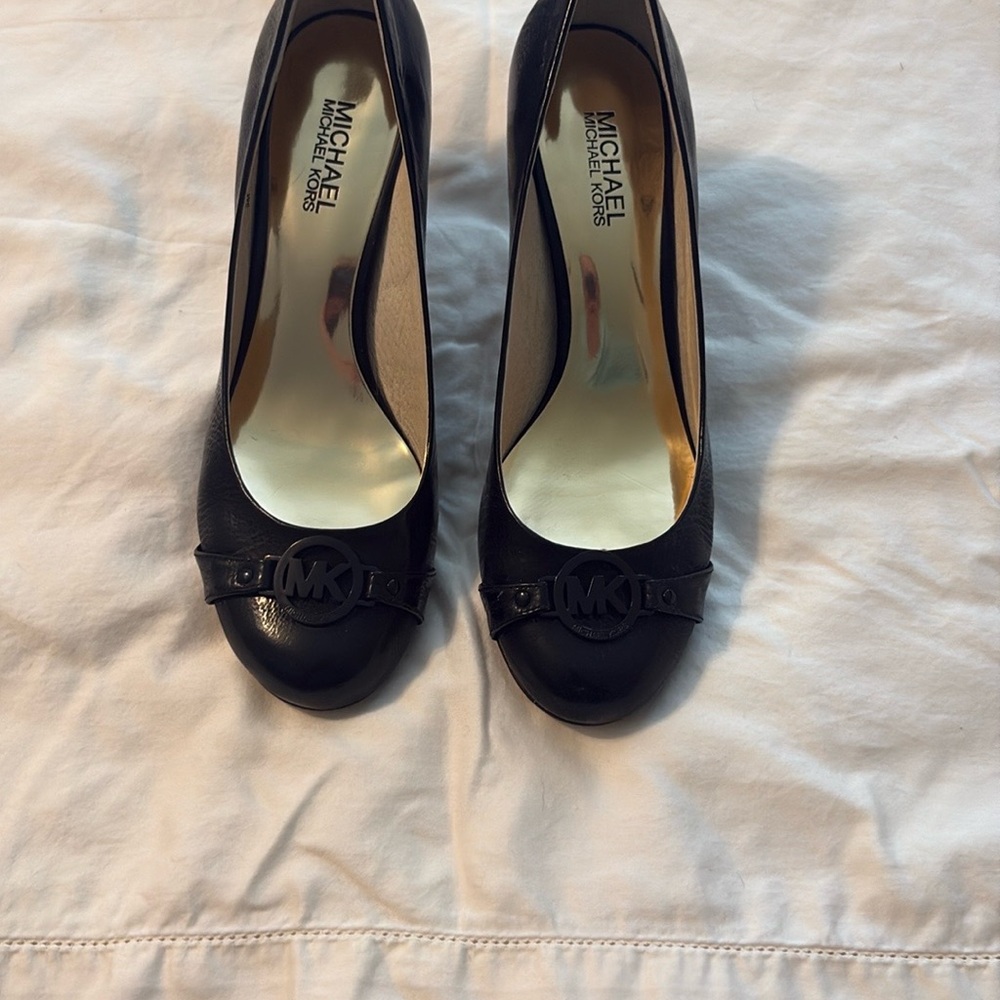 Michael Kors Black Fulton Pumps